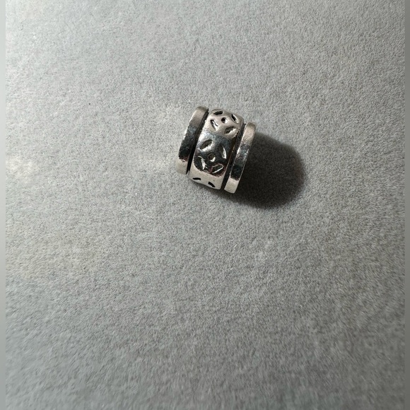 Pandora Jewelry - PANDORA RETIRED OPEN CIRCLE PATTERN STERLING SILVER CHARM #790205